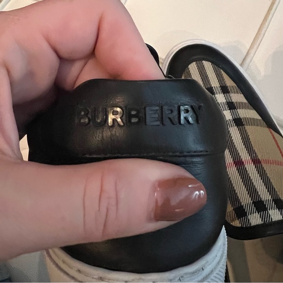 Burberry slip on vintage check sneakers - worn twice - Picture 6 of 9